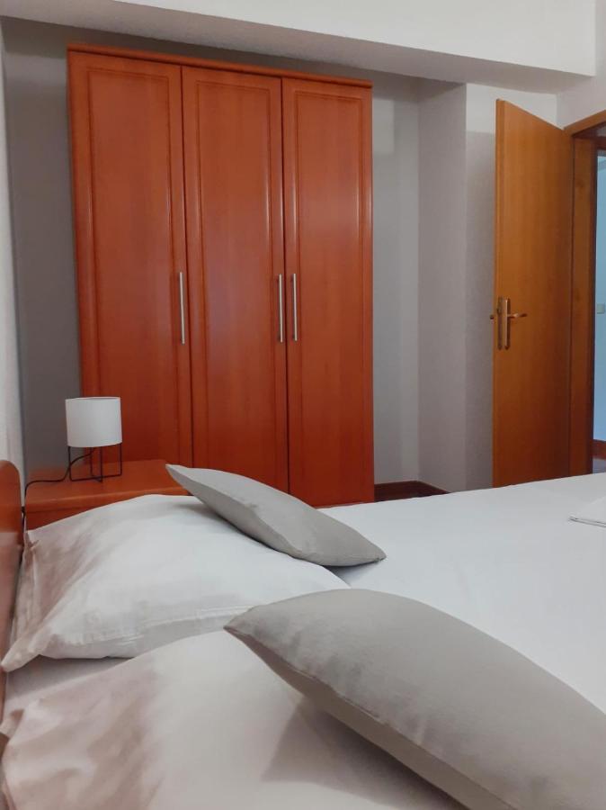 Guest House Keskic Karlobag Exterior foto